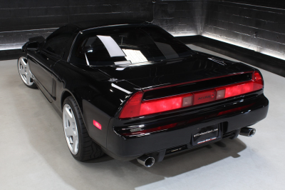 1991 Acura NSX in Berlina Black over Ivory
