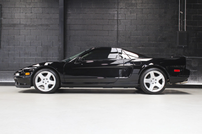 1991 Acura NSX in Berlina Black over Ivory