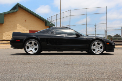 1991 Acura NSX in Berlina Black over Ivory