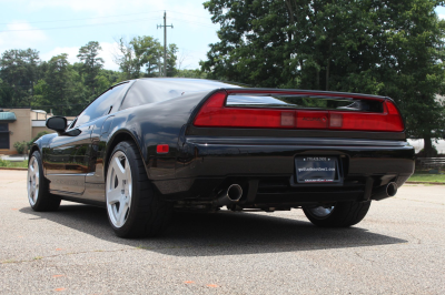 1991 Acura NSX in Berlina Black over Ivory
