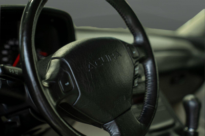 1991 Acura NSX in Berlina Black over Ivory