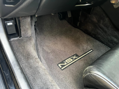 1991 Acura NSX in Berlina Black over Black