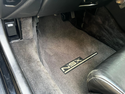 1991 Acura NSX in Berlina Black over Black