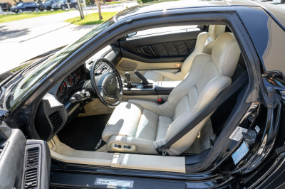 1991 Acura NSX in Berlina Black over Black
