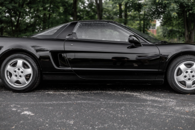 1991 Acura NSX in Berlina Black over Black