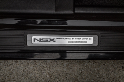 1991 Acura NSX in Berlina Black over Black