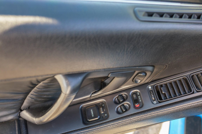 1991 Acura NSX in Berlina Black over Black