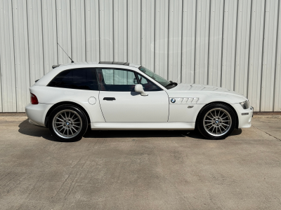 2000 BMW Z3 Coupe in Alpine White 3 over Extended Tanin Red