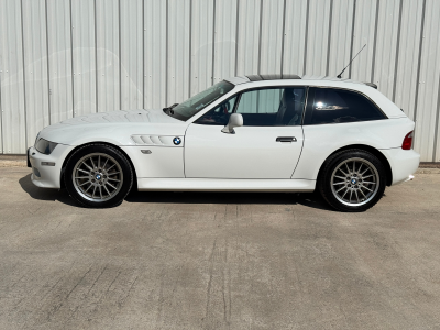 2000 BMW Z3 Coupe in Alpine White 3 over Extended Tanin Red