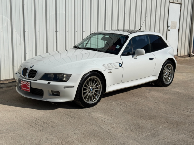2000 BMW Z3 Coupe in Alpine White 3 over Extended Tanin Red