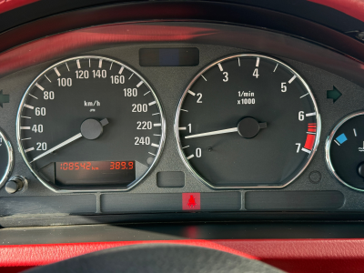 2000 BMW Z3 Coupe in Alpine White 3 over Extended Tanin Red