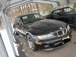 2001 BMW Z3 Coupe in Jet Black 2 over Dream Red