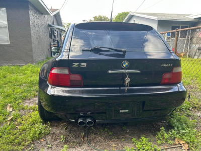 2001 BMW Z3 Coupe in Jet Black 2 over E36 Sand Beige
