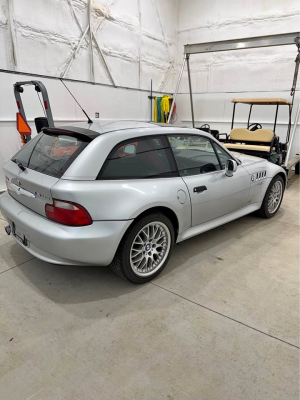2001 BMW Z3 Coupe in Titanium Silver Metallic over Dream Red