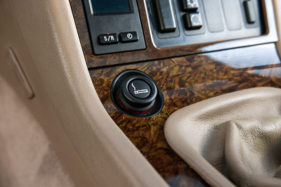 2000 BMW Z3 Coupe in Topaz Blue Metallic over E36 Sand Beige