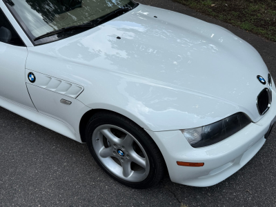 2000 BMW Z3 Coupe in Alpine White 3 over E36 Sand Beige