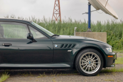 2001 BMW Z3 Coupe in Oxford Green Metallic over E36 Sand Beige