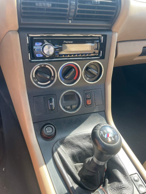 2001 BMW Z3 Coupe in Oxford Green Metallic over E36 Sand Beige