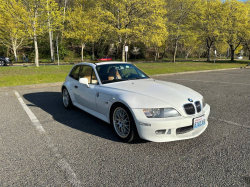 2001 BMW Z3 Coupe in Alpine White 3 over Walnut