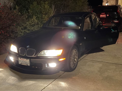 2001 BMW Z3 Coupe in Jet Black 2 over E36 Sand Beige