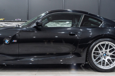 2006 BMW Z4 M Coupe in Black Sapphire Metallic over Black Extended Nappa